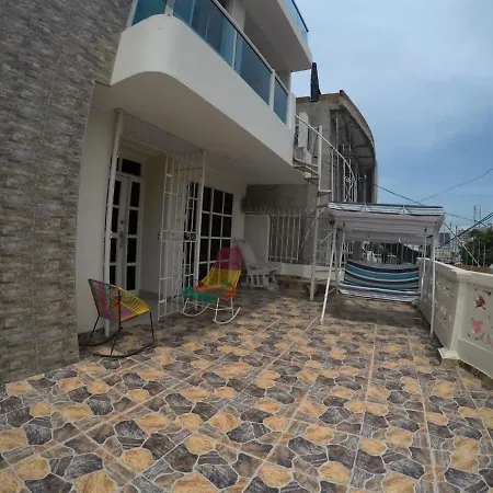 La Casita De Max Y Tim 202 *