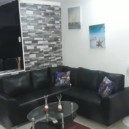 La Casita De Max Y Tim 202 Cartagena