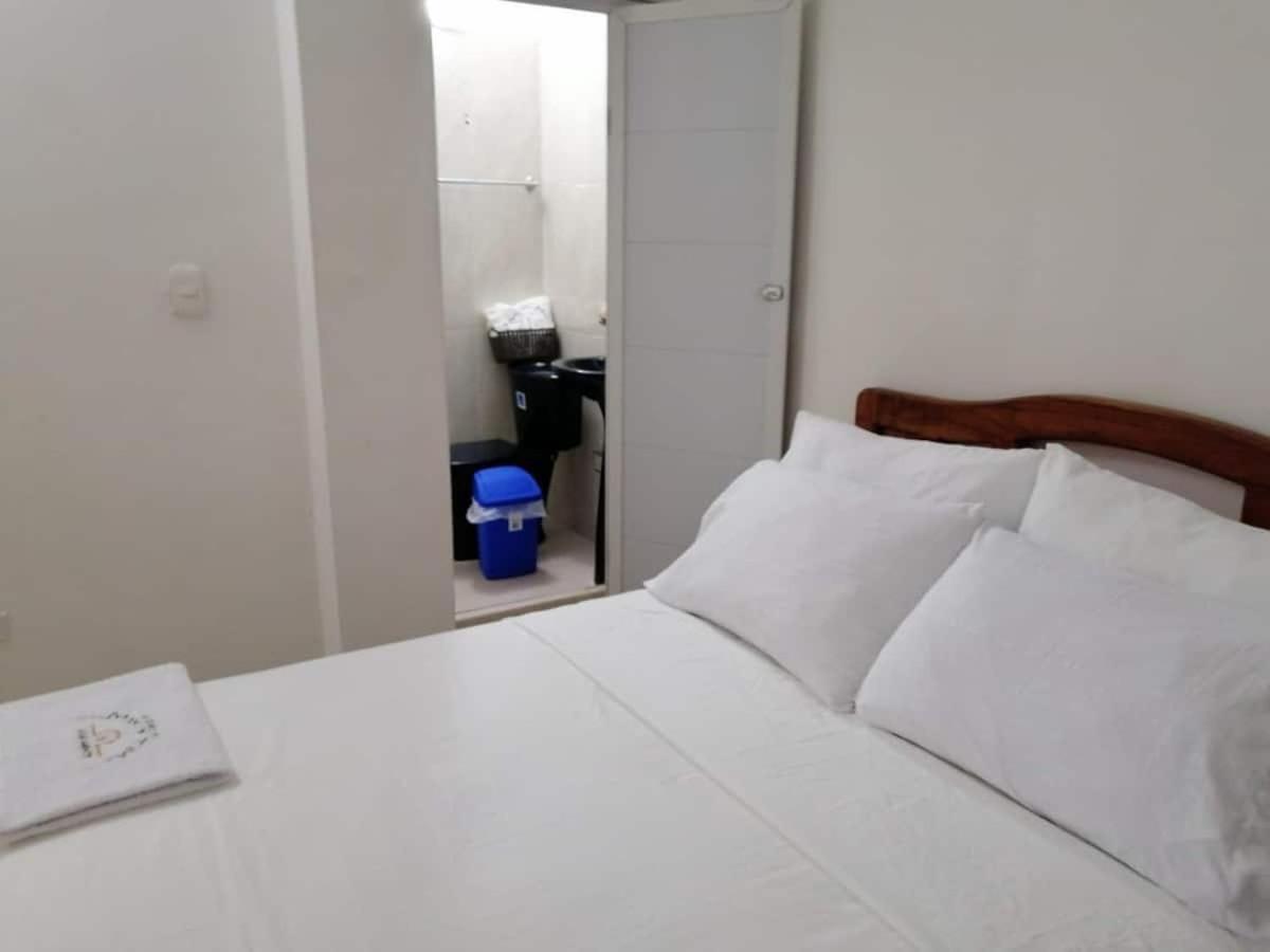 La Casita De Max Y Tim 202 * Cartagena